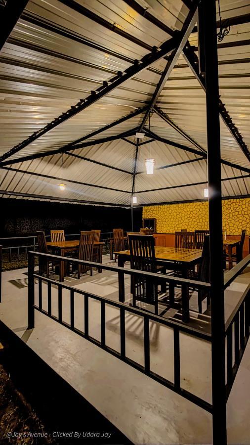 Jay'S Avenue Hotel Udawalawe Exterior foto