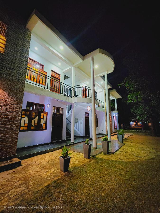 Jay'S Avenue Hotel Udawalawe Exterior foto